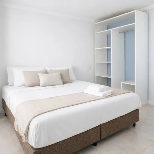 Quarto Individual Mobiliado em Coqueiros