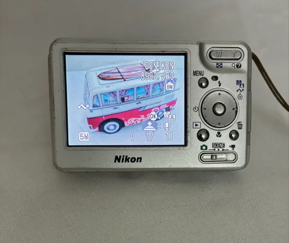 câmera fotográfica digital Nikon Coolpix S1