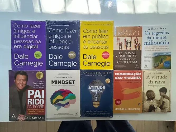 Kit com 10 Livros Novos e Embalados - Desenvolvimento Pessoal, Comunicação e Sucesso
