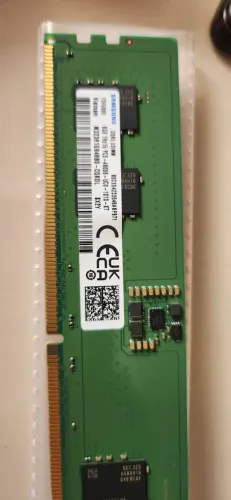 MEMORIA RAM DD5 8 GIGAS