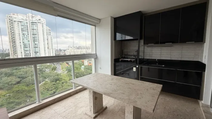 VERONE ALPHAVILLE 181m2.