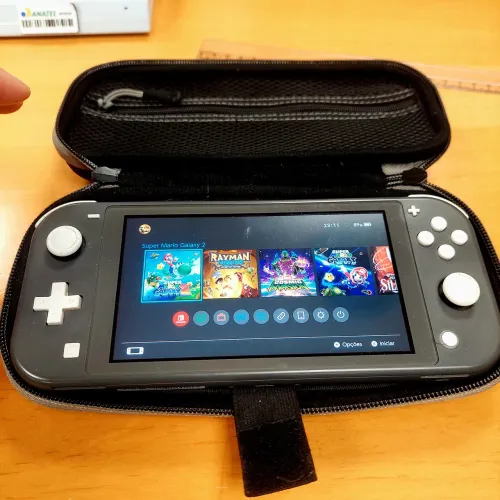 NINTENDO SWITCH LITE * 128GB*