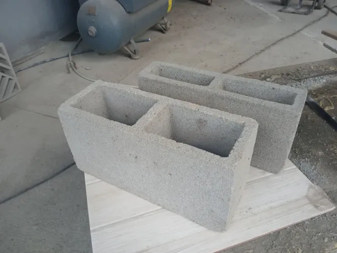 Bloco 14x19x39