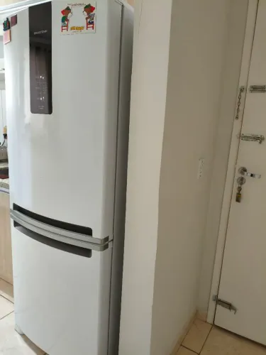 Vendo Geladeira Inverter