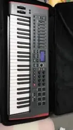 Teclado Controlador impulse 49