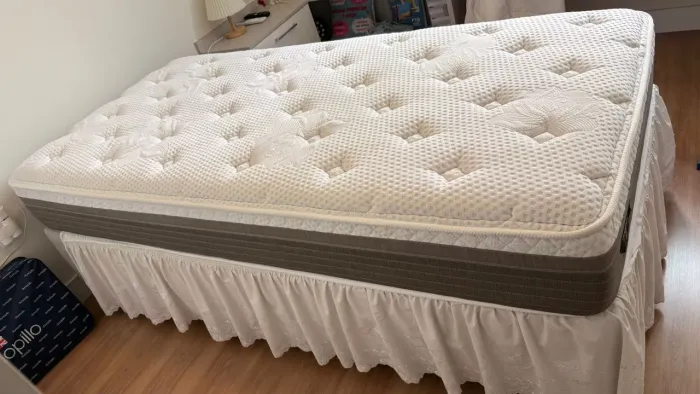 Colchão Solteiro + Box Conforto e Qualidade!