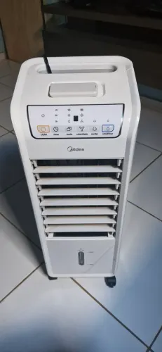 Climatizador Midea em ótimo estado!