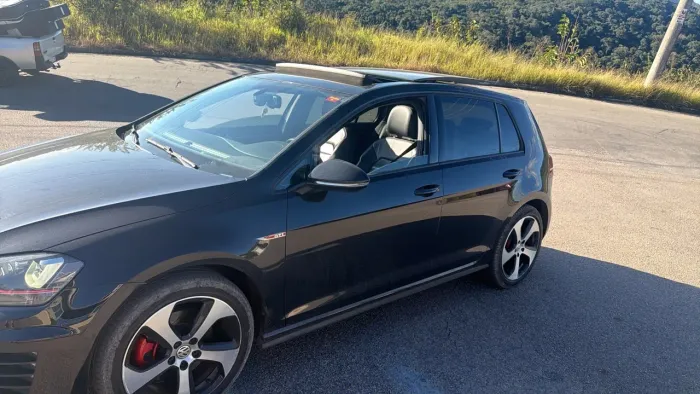 Volkswagen Golf GTI 2.0 TSI 220cv Aut. 2016