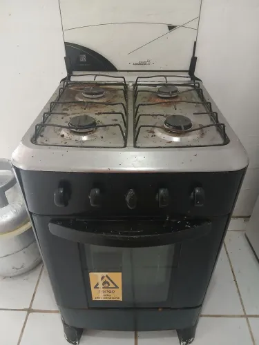 Fogão 4 bocas Usado