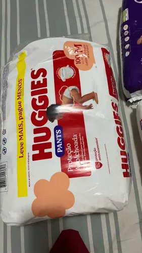 Fralda Huggies pacotão 