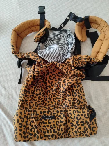 Mochila Evolutiva Chicachila Estampa Oncinha