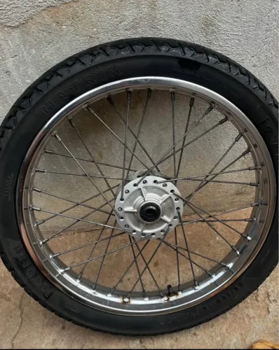 Rodas e pneus fan 150