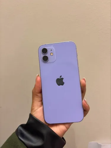 iPhone 12 - única dona