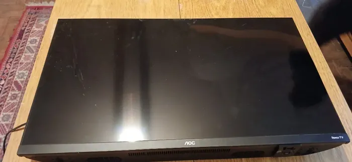 Tv AOC para retirada de peças