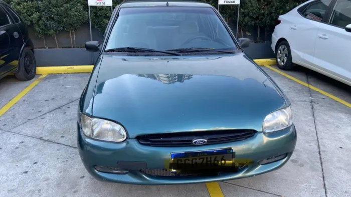 Ford Escort GL 1.8i 16V 4P 1997