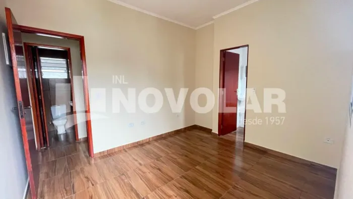 Casa Assobradada com 1 Dormitório no bairro da Vila Sabrina