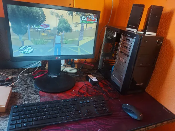 Oportunidade i3 6100 4gb hd 500 Completo.