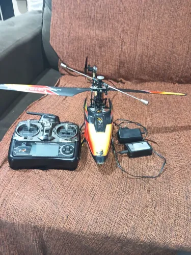 Helicóptero v913