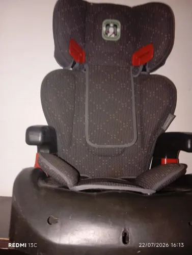 Vendo cadeirinha de carro infantil