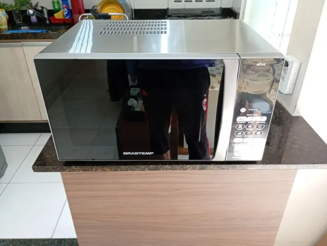 Microondas Brastemp Espelhado 38 litros 127 Volts