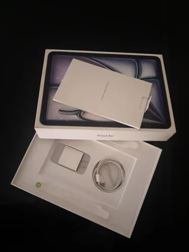 IPad Air M4 11 128GB novo acompanha capa