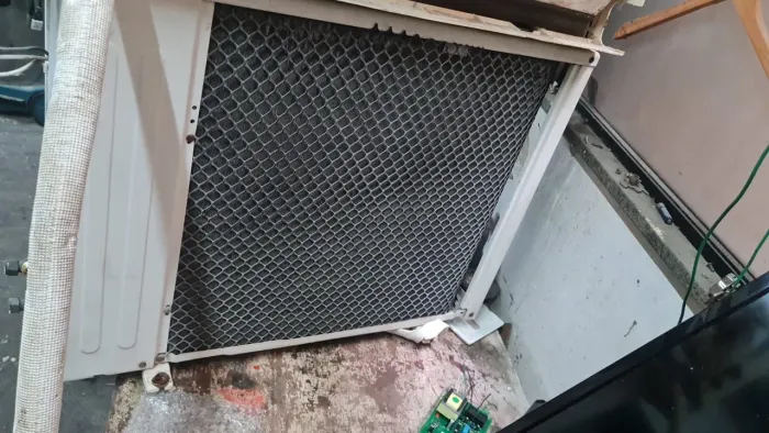 Ar Condicionado Split Springer 9.000 BTUs 220V - Usado
