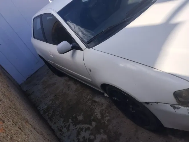 Audi A3 1.6 3P 2000