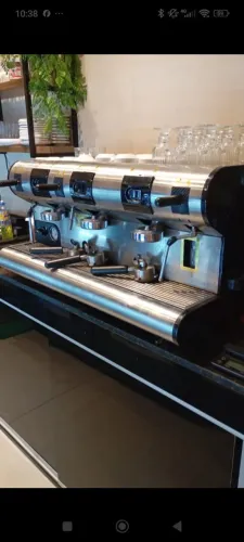 Máquina de café expresso profissional