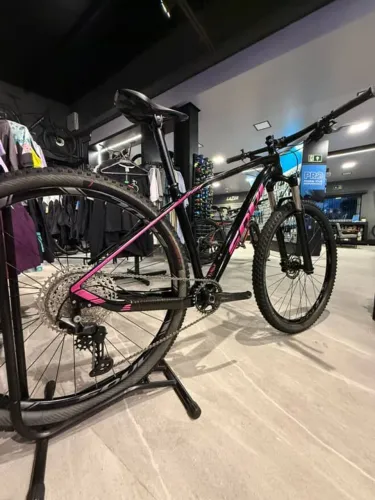 Vendo bike de carbono aro 29 