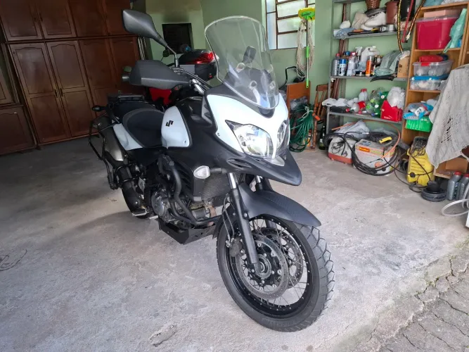 SIZUKI V-STROM 650 XT
