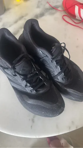 Tênis adidas TAM 43