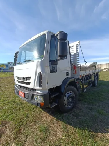  IVECO TECTOR 170E21 4X2 17T 206CV