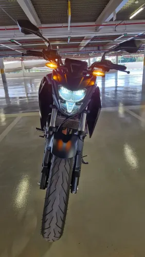 HONDA CB300F