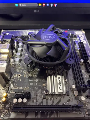 Placa Mãe H510M + i5 11400f Funcionando Perfeitamente
