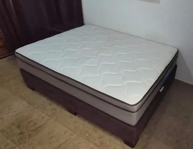 Cama Box Casal (roxo) com Colchão Plumatex Velvet de Molas Ensacadas 138x188x32