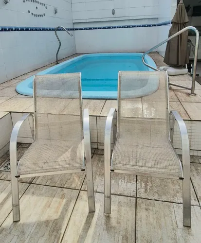Cadeira de Piscina em Alumínio e Tela Sling