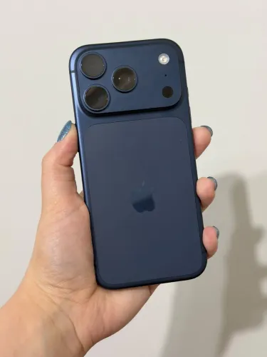Iphone 17 pro 256gb azul apenas ativado