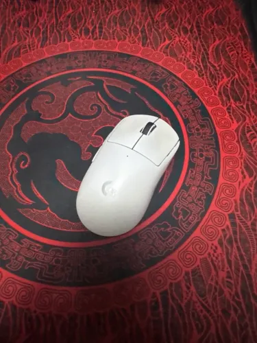 G PRO SUPERLIGHT APENAS COM DEFEITO NO SCROOL