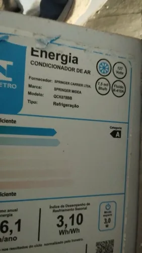 VENDE SE AR CONDICIONADO SPRINGER MIDEA 7,5 MIL BTU/H
