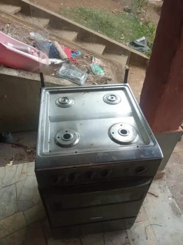 Vendo fogão de 4 bocas