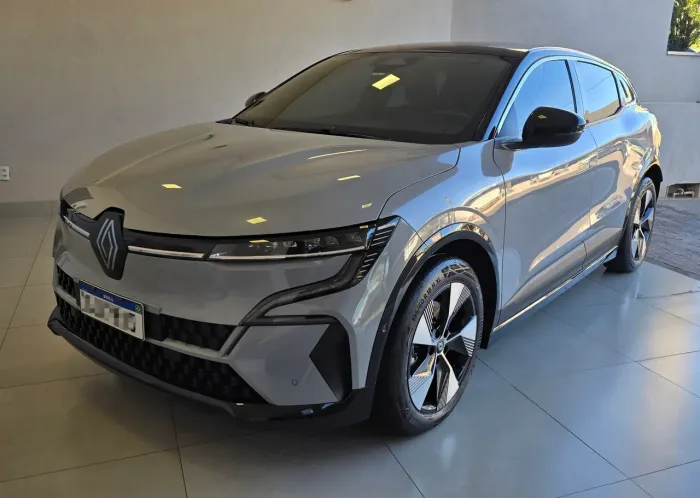 Renault Megane E-tech (elétrico) 2024
