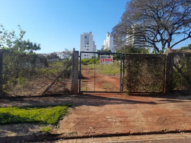 Terrenos à venda em Jardim Alvorada, Maringá-PR