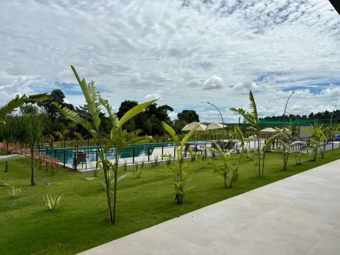 Terreno em Condomínio Fechado com Área de Lazer Completa - Nature Home Resort
