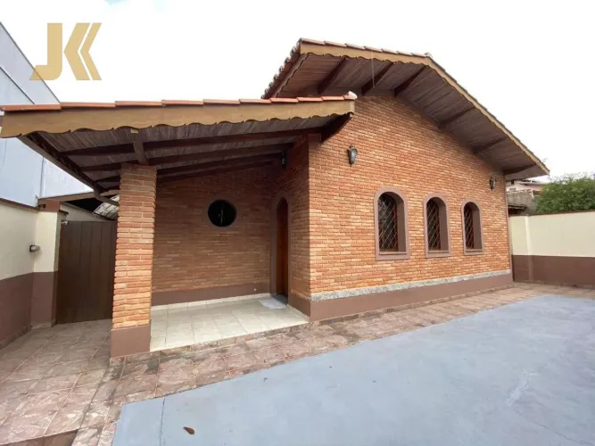 Casa à venda e para alugar em Jaguariúna, Jardim Sônia, com 3 quartos, com 180.57 m²