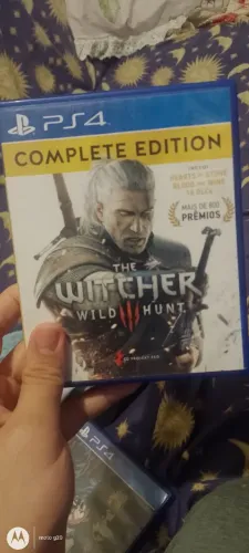 The witcher 3 ps4/ps5 com dlcs