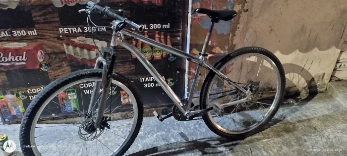 Bicicleta aro 29 modelo vulcan edição limitada cromada