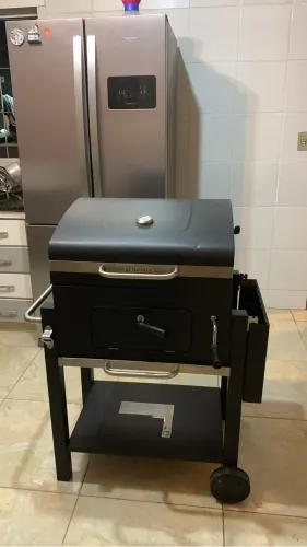 Churrasqueira A Bafo Carvao Beta Ii Movel Com 2 Rodas - Naterial