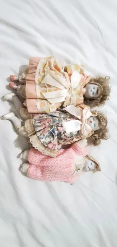 Bonecas de porcelana antigas