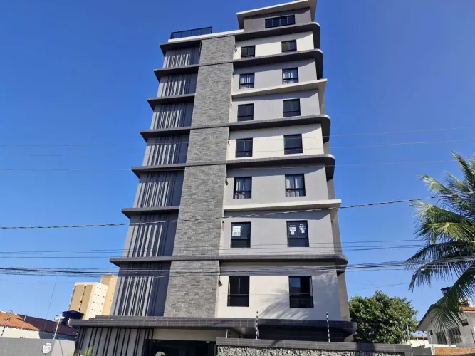 Apartamento com Área Privativa : / Residencial / Bessa