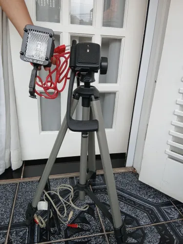 Pedestal + refletor